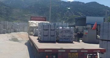 渭南 芝麻白仿形路沿石，直形路沿石