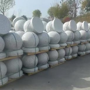 渭南 白麻花岗岩石材圆球，石球，挡车球，隔离球，景观石球，风水球等