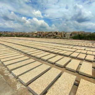 渭南 黄金麻荔枝面花岗岩石材地铺石防护中