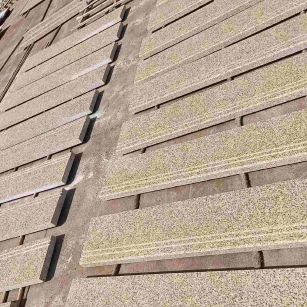 渭南 黄金麻花岗岩光面楼梯踏步