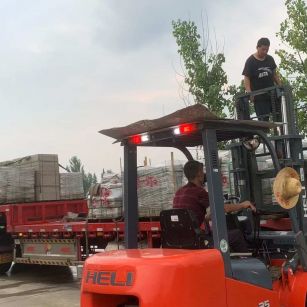 渭南 黄金麻冰裂纹，地铺石装车