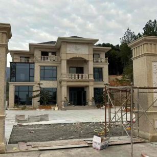 渭南 黄金麻花岗岩别墅雕花外墙干挂配上门口雕花罗马柱