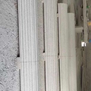 渭南 花岗岩厂家带你看白麻花岗岩门楼大柱柱皮