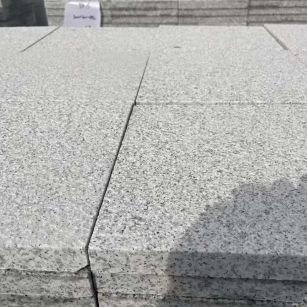 渭南 白麻花岗岩石材推荐 荔枝面地铺石