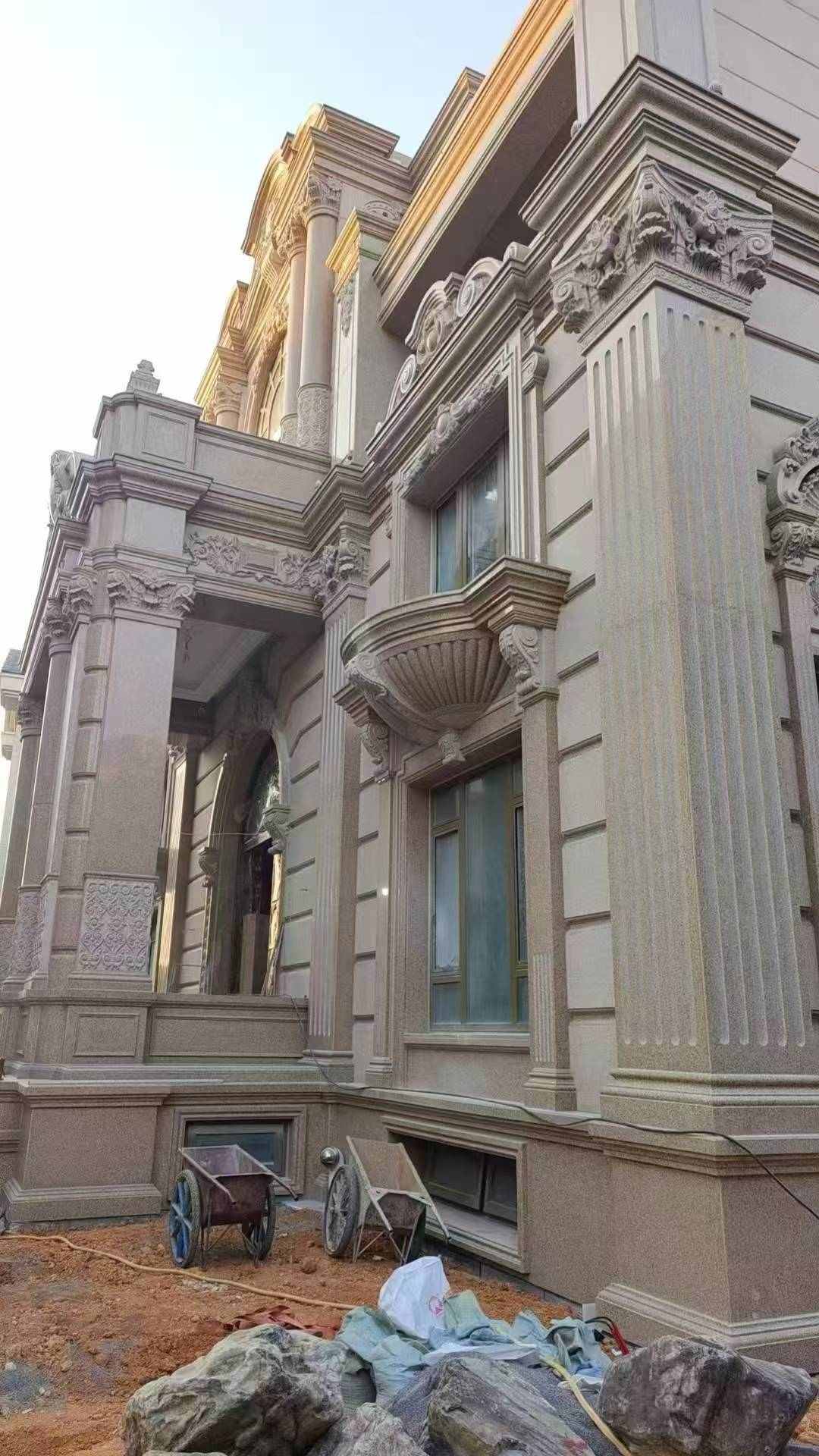 渭南 黄金麻花岗岩光面别墅外墙干挂施工完成