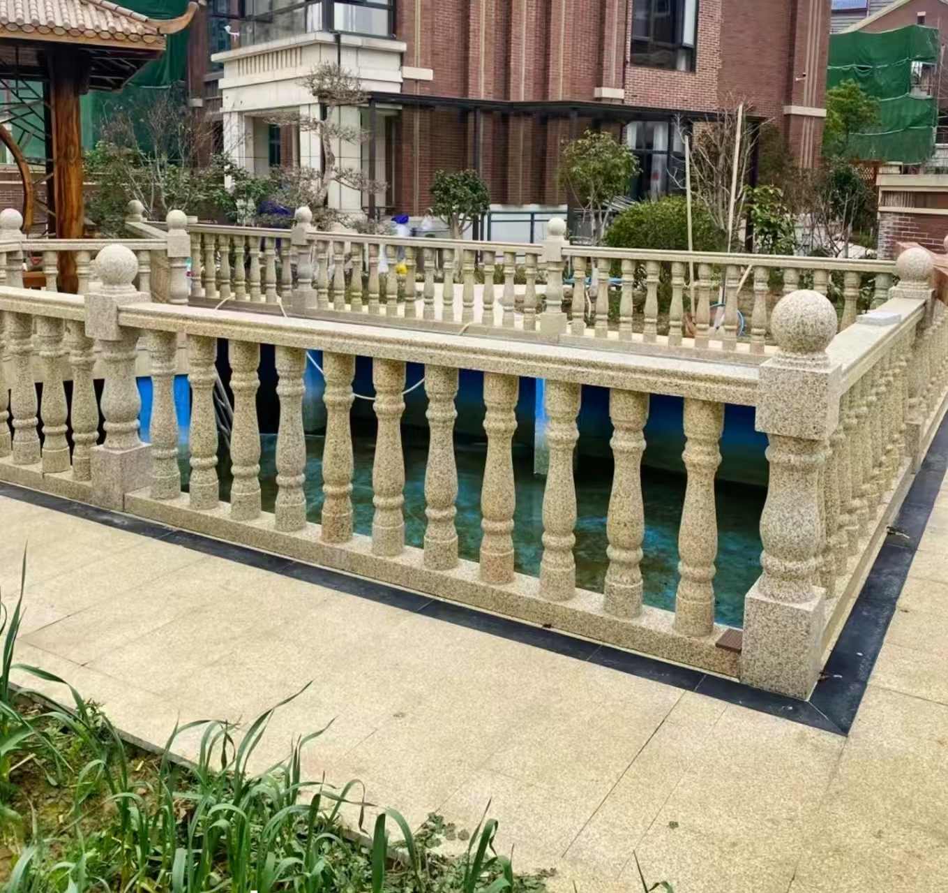 渭南黄金麻花岗岩石材栏杆，扶手，将军柱，花瓶柱