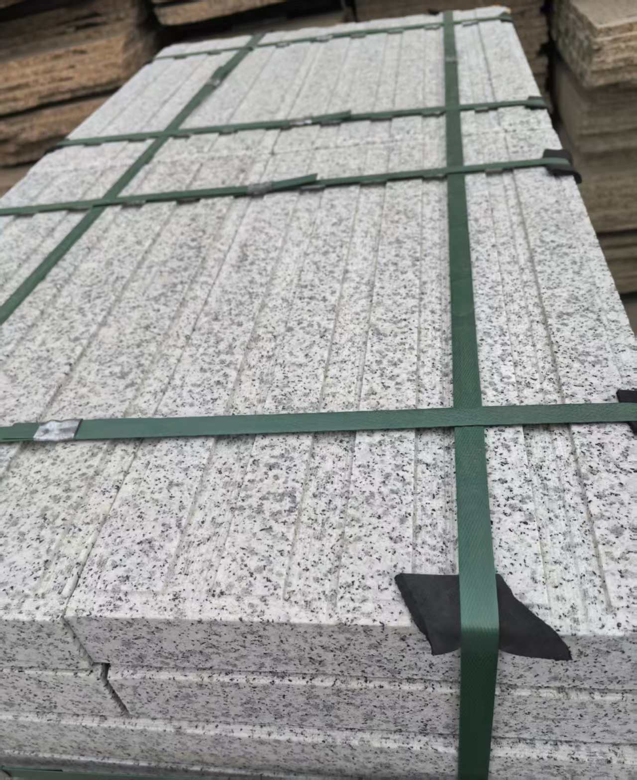 渭南 白麻花岗岩直行盲道石，盲条，地铺石