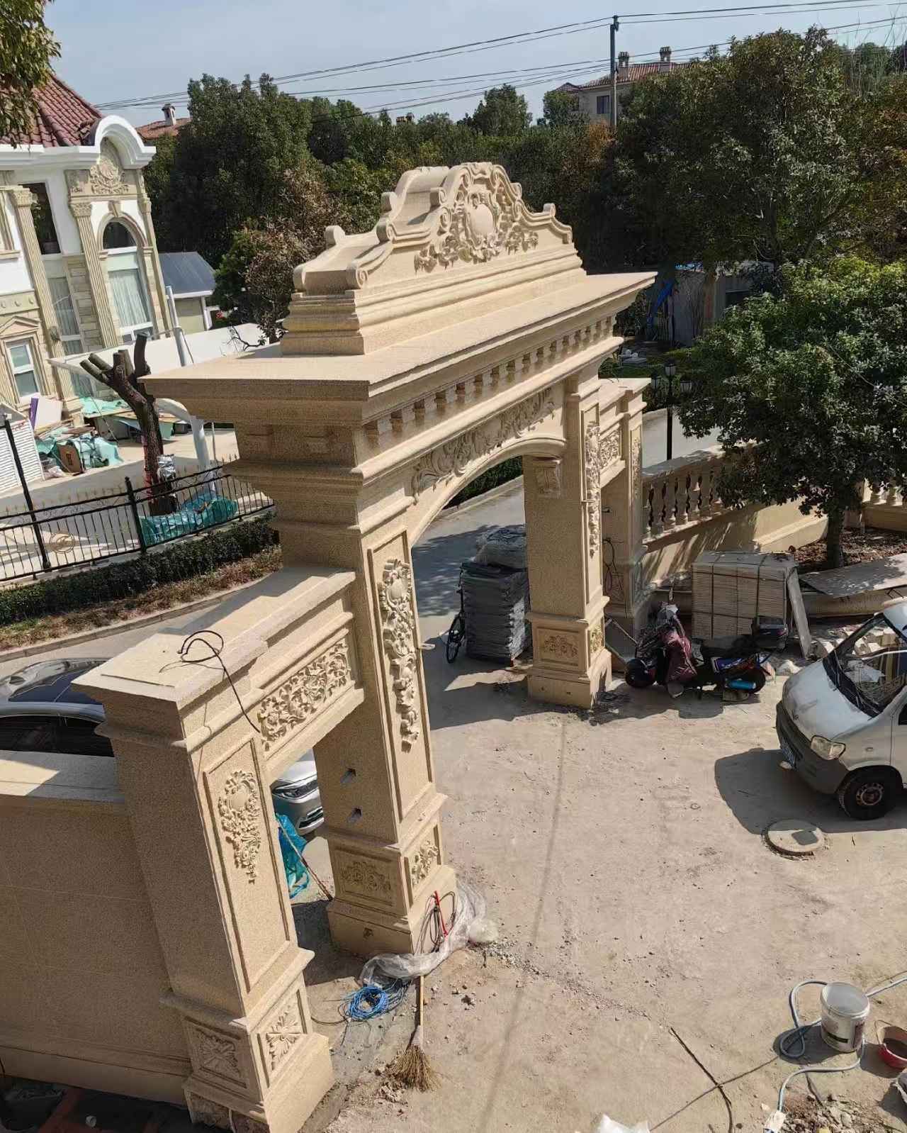 渭南 黄金麻荔枝面花岗岩别墅门楼