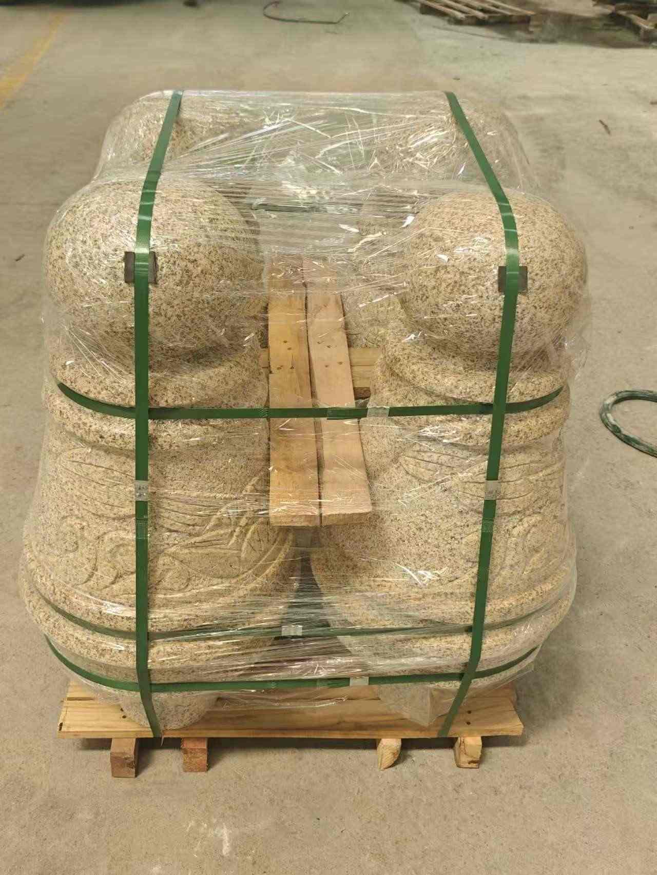 渭南 黄金麻异形定制雕花——棒棒糖挡车柱