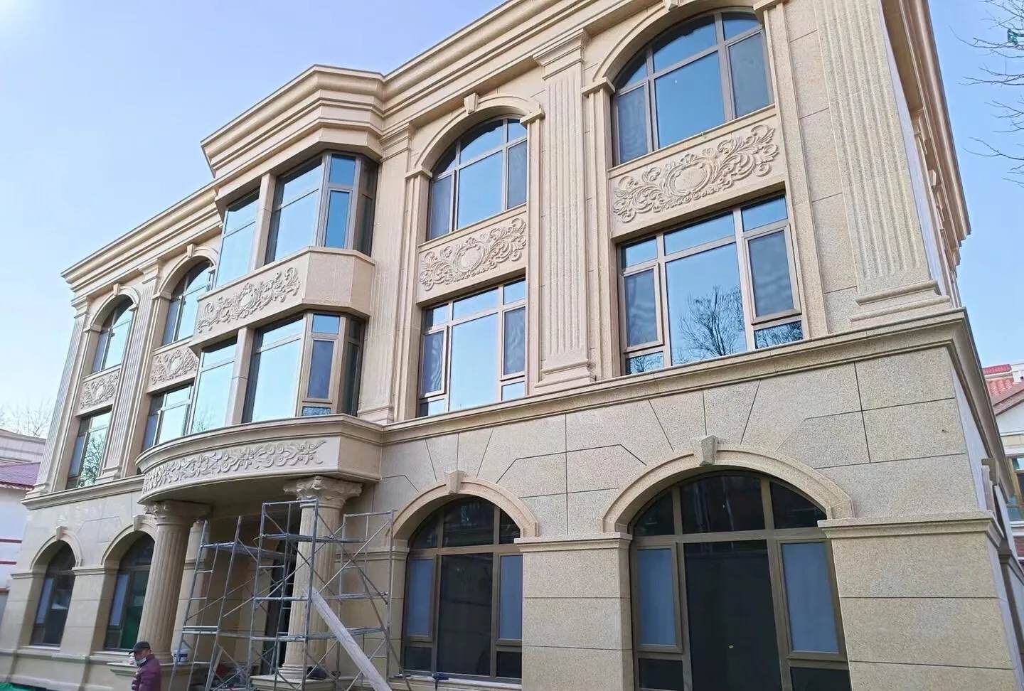 渭南 黄金麻花岗岩别墅外墙干挂