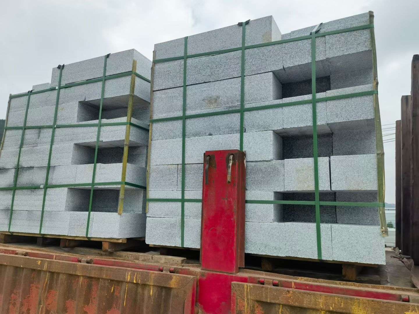 渭南 芝麻白花岗岩路沿石，平石，路侧石，马路牙子，路缘石，立缘石，平缘石等